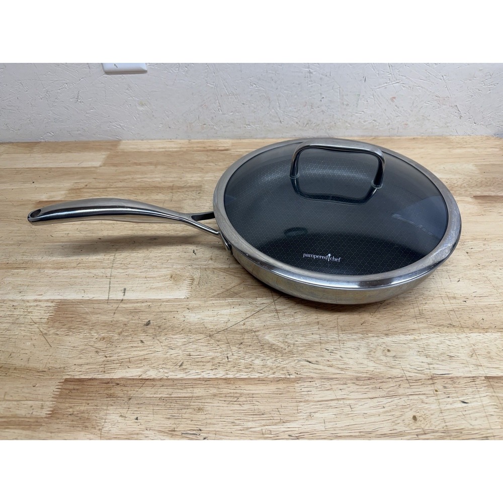 Pampered Chef 12" 30 cm Hex Pattern Nonstick Skillet Frying Pan With Glass Lid